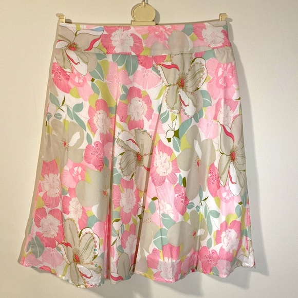 Pink floral A-line skirt - Picture 1 of 7
